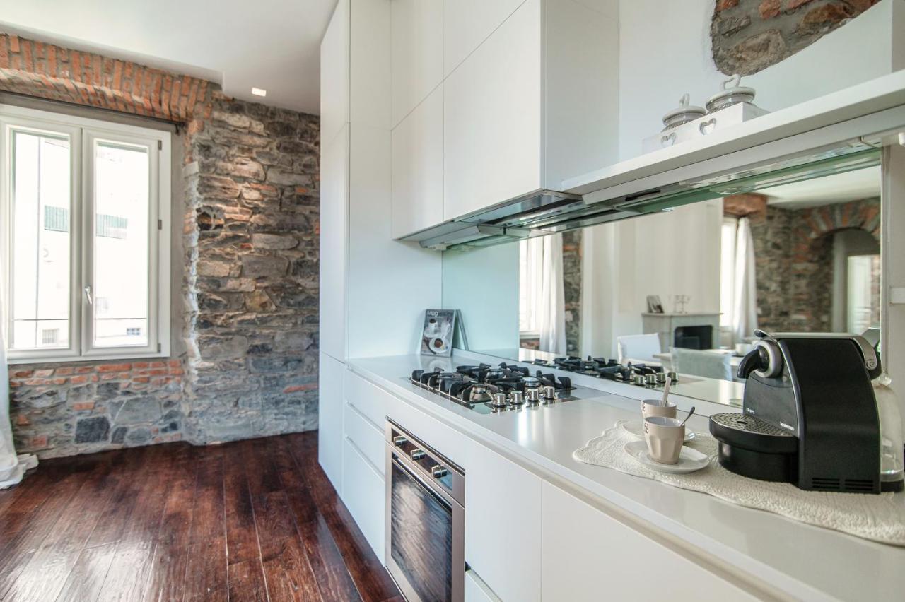 Stunning Central Como Apt By Joivy Exteriör bild